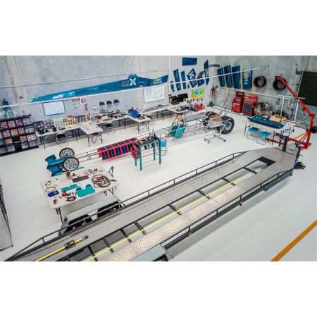 20181113 - TEV - Workshop Overhead Shot (Web Carousel)